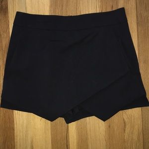 Envelope skort